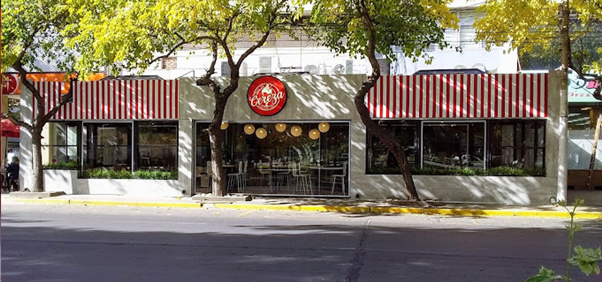 Fachada de Cereza Plaza 25